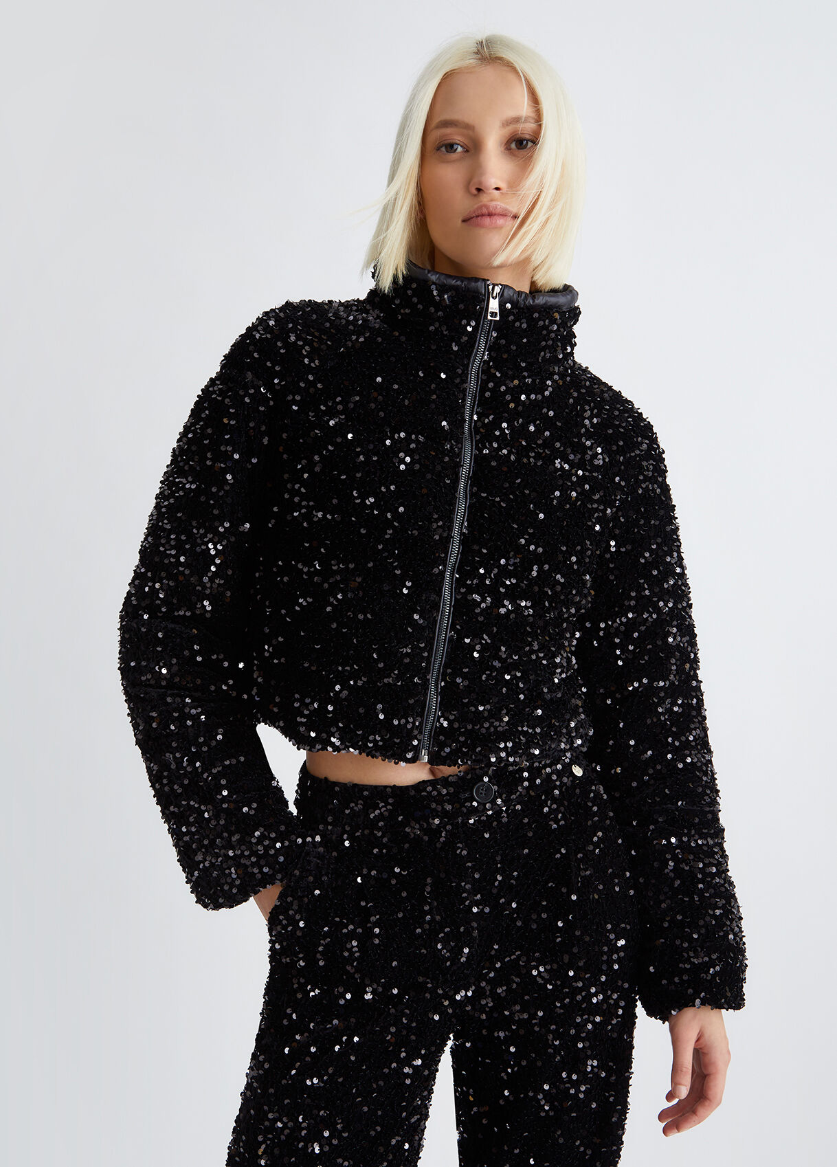 Quilted jacket with sequins