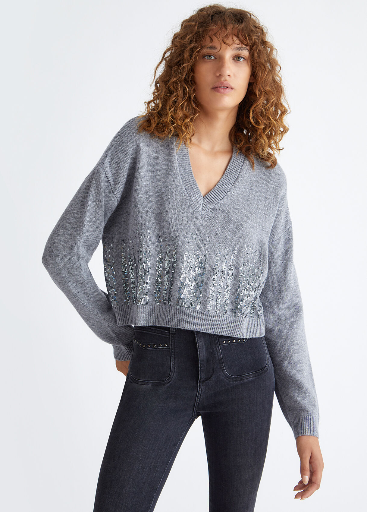 Eco-friendly sweater with sequins