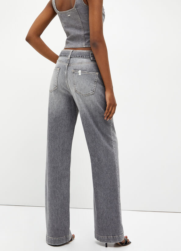 Jeans flare ecosostenibile