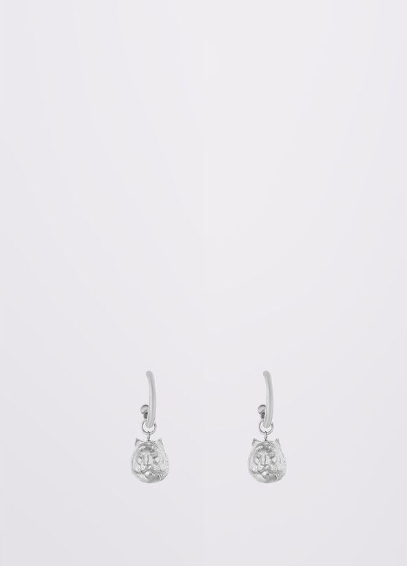 Orecchini con charm leone