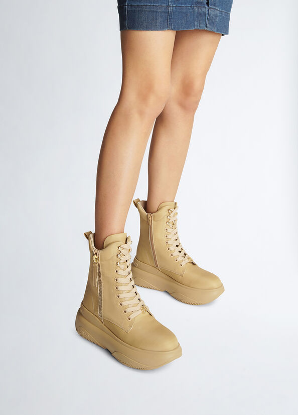 Chunky sneakers boots
