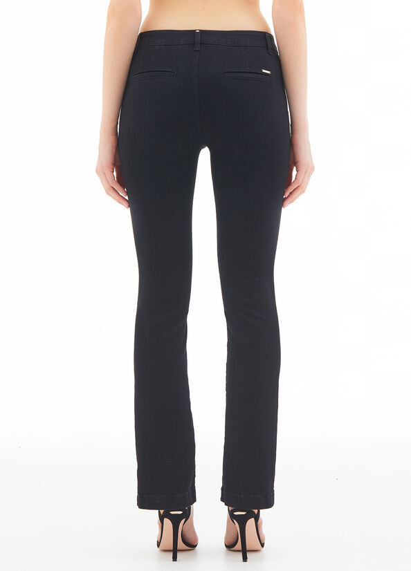 Jeans a zampa