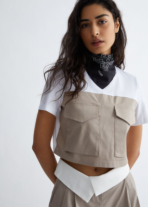 T-shirt con maxi tasche