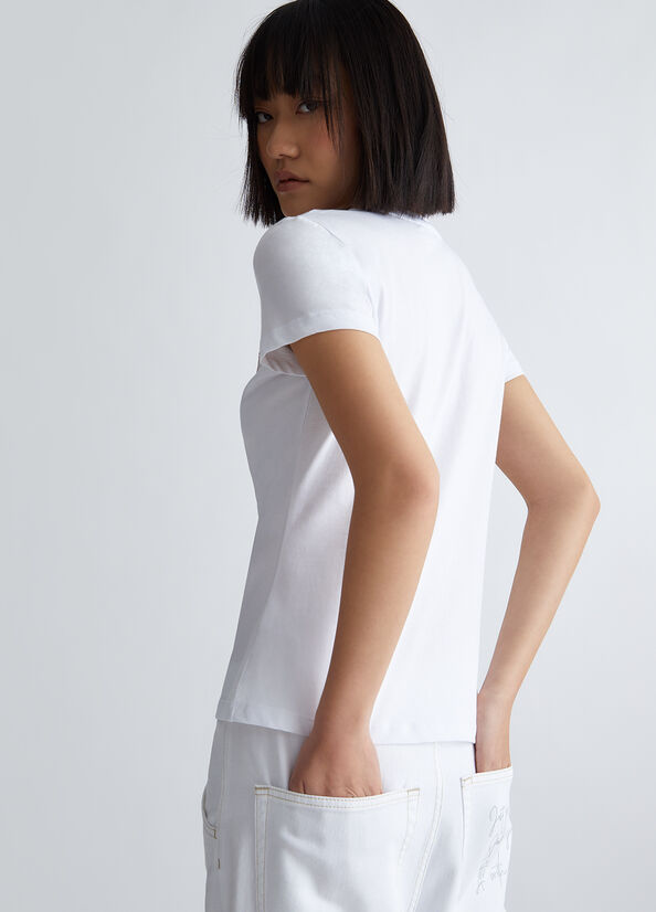 T-shirt con cuore e logo
