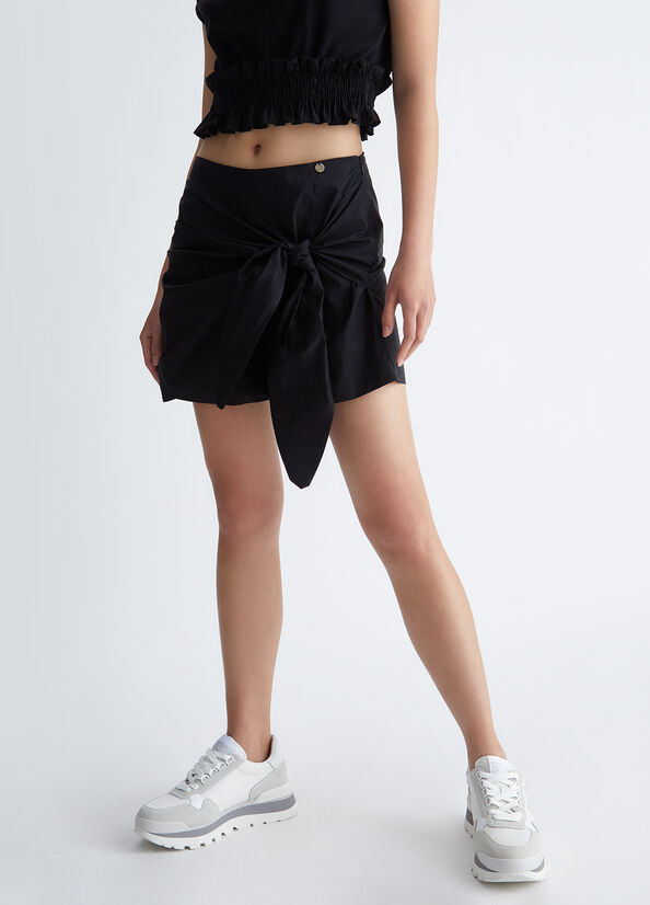 Gonna pantalone con fiocco