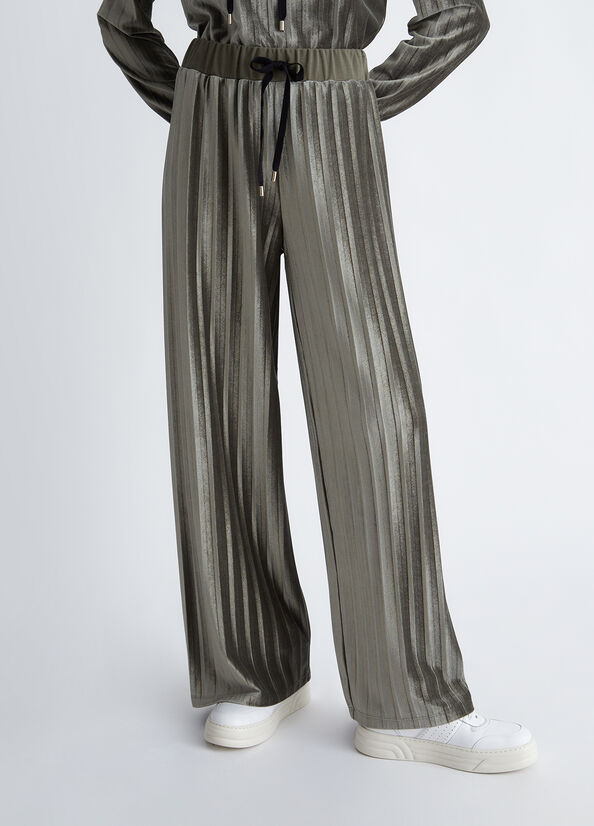 Pantaloni plissé
