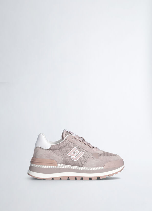 Sneakers in brighty mesh