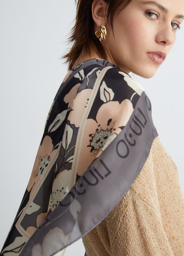 Stola in denim con stampa floreale