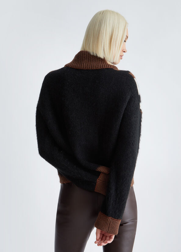 Dolcevita con logo jacquard