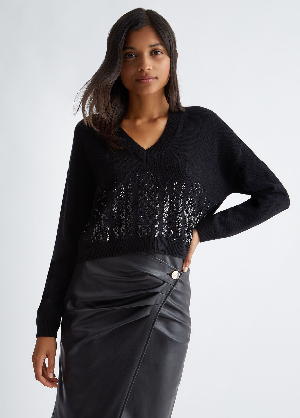 Eco-friendly sweater with sequins