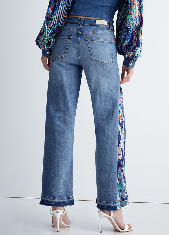 Jeans flare con motivo foulard