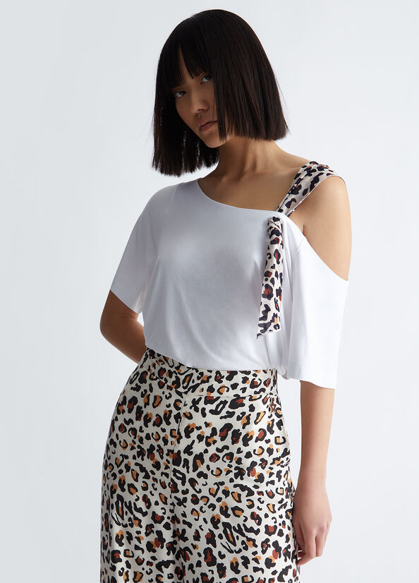 T-shirt con fiocco