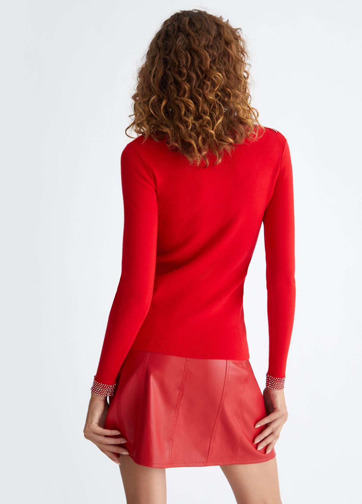 Eco-friendly jumper with rhinestones