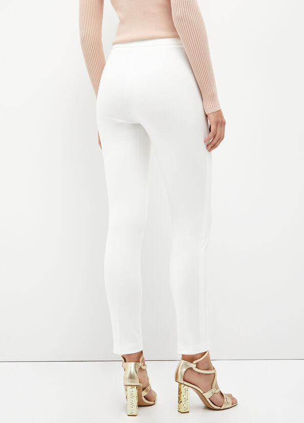 Pantaloni a sigaretta