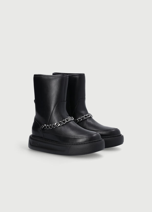 Sneakers boot platform