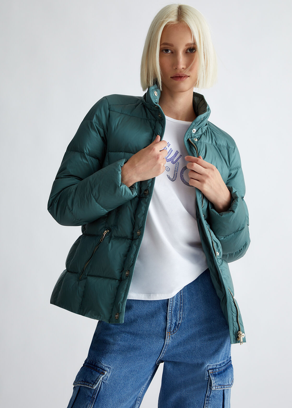 Quilted jacket with belt