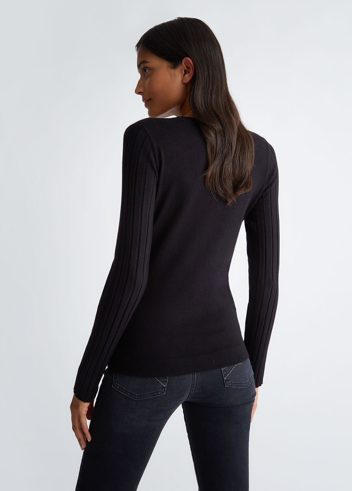 Eco-friendly jumper