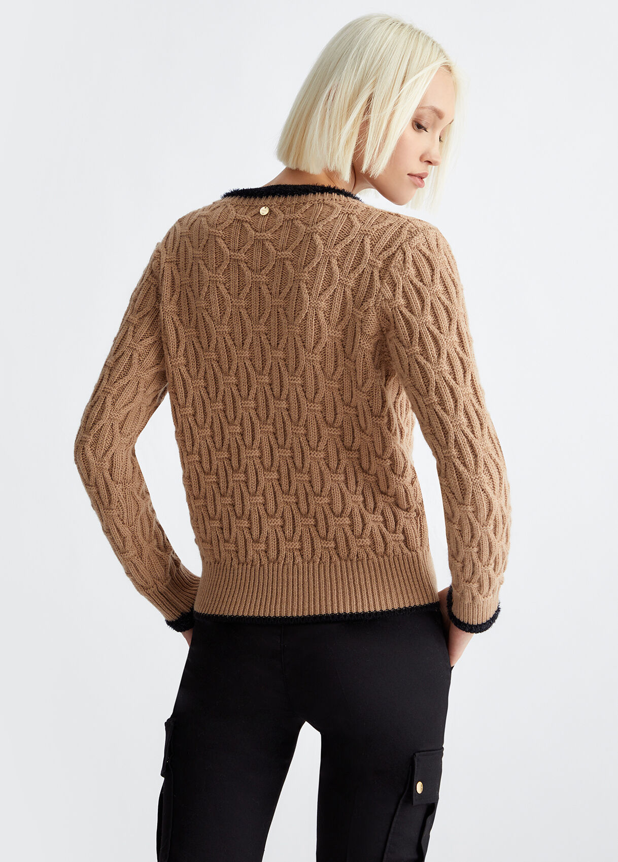 Wool blend pullover