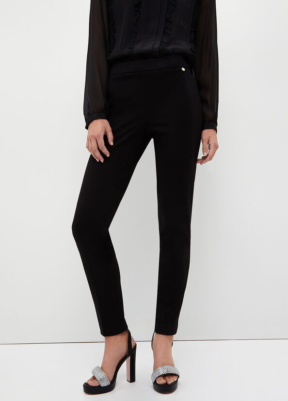 Pantaloni a sigaretta