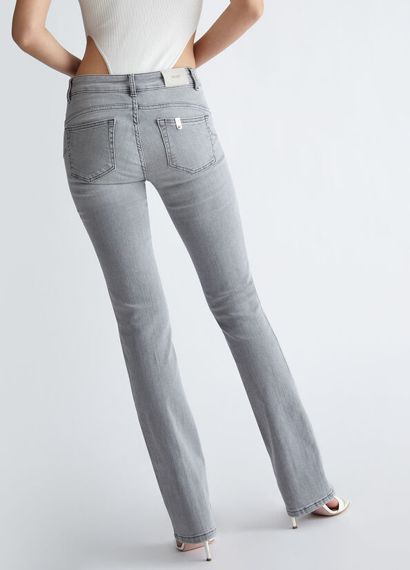 Jeans bootcut in denim stretch
