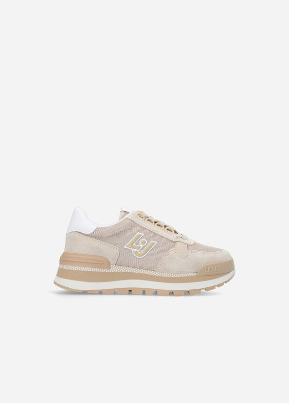 Sneakers in brighty mesh