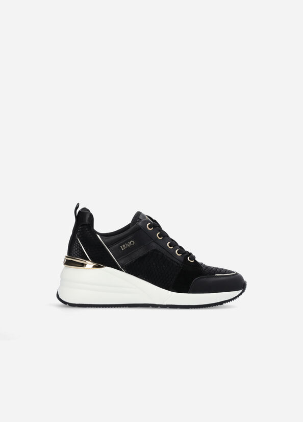 Sneakers in pelle con zeppa