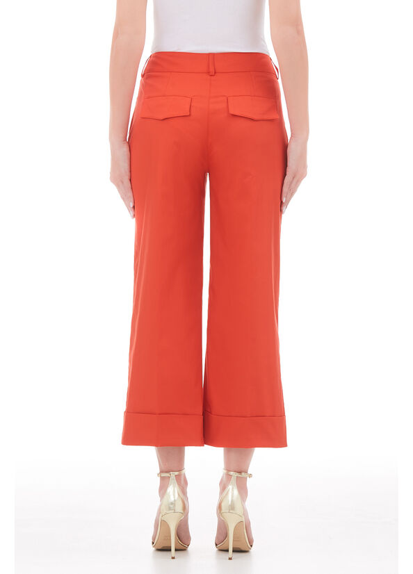 Pantaloni cropped