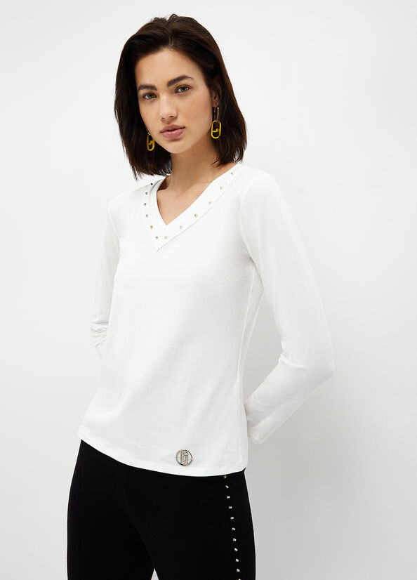 T-shirt ecosostenibile con borchie