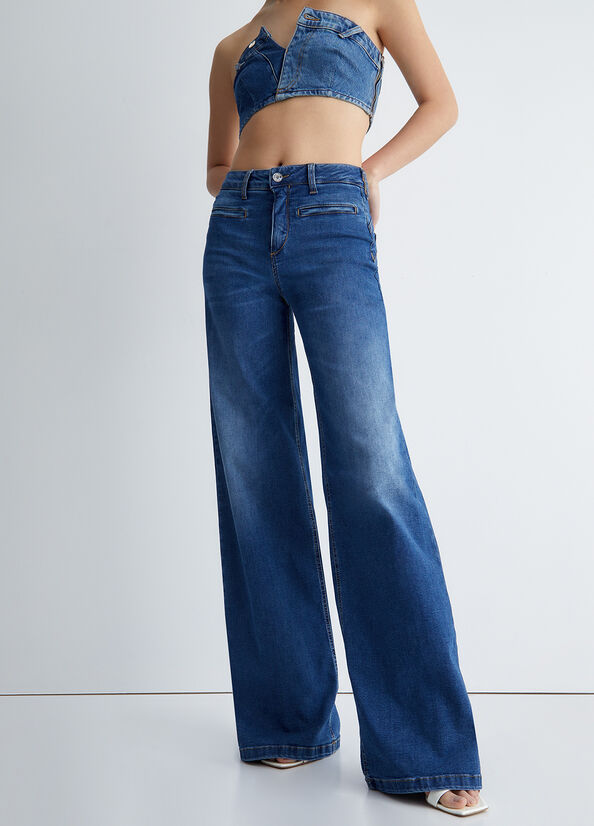 Jeans flare ecosostenibile