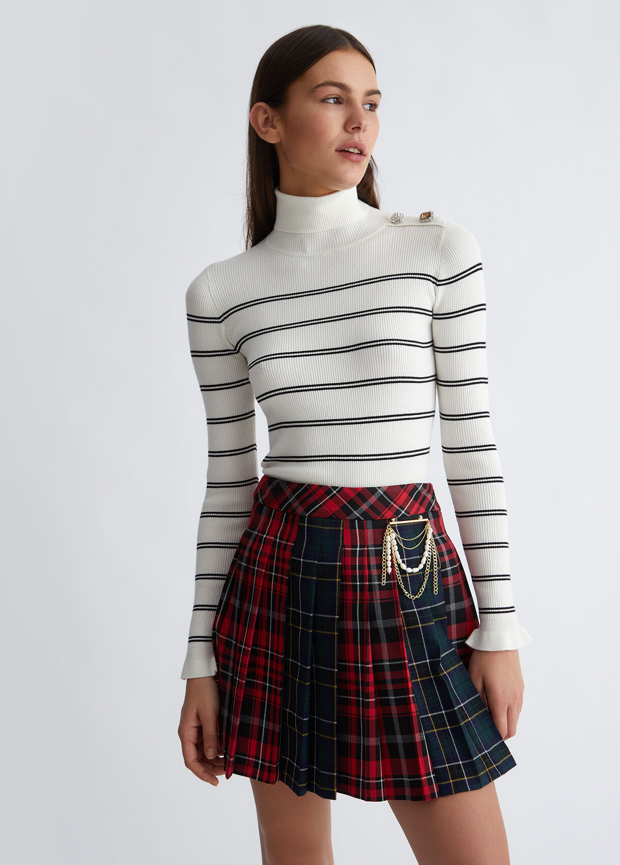 Eco-friendly striped turtleneck