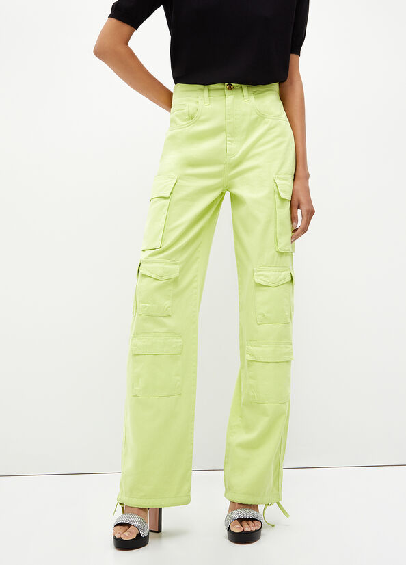 Jeans cargo ecosostenibile