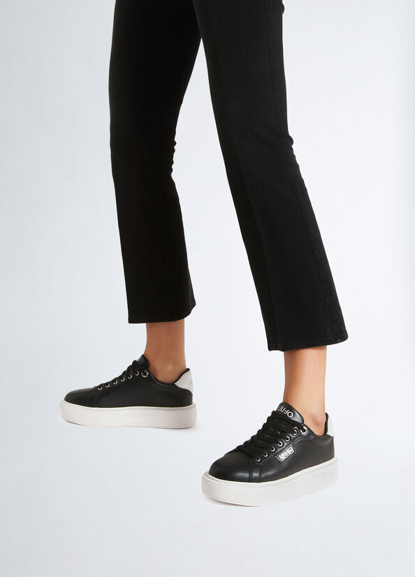 Sneakers nere in pelle