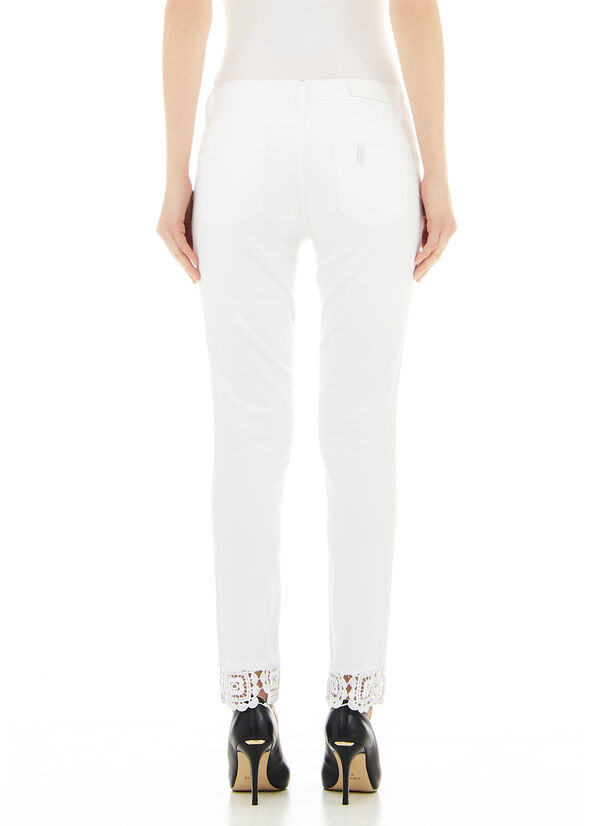 Pantalone skinny con applicazioni
