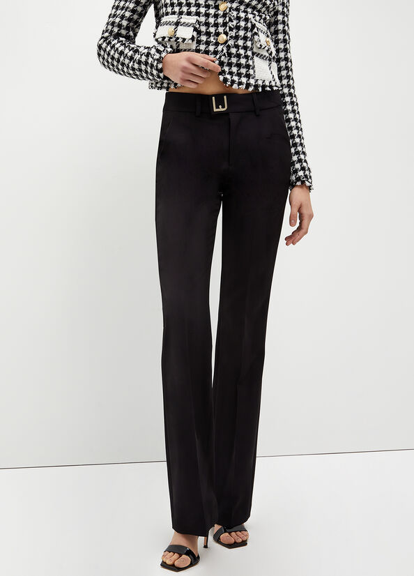 Pantaloni eleganti con cintura
