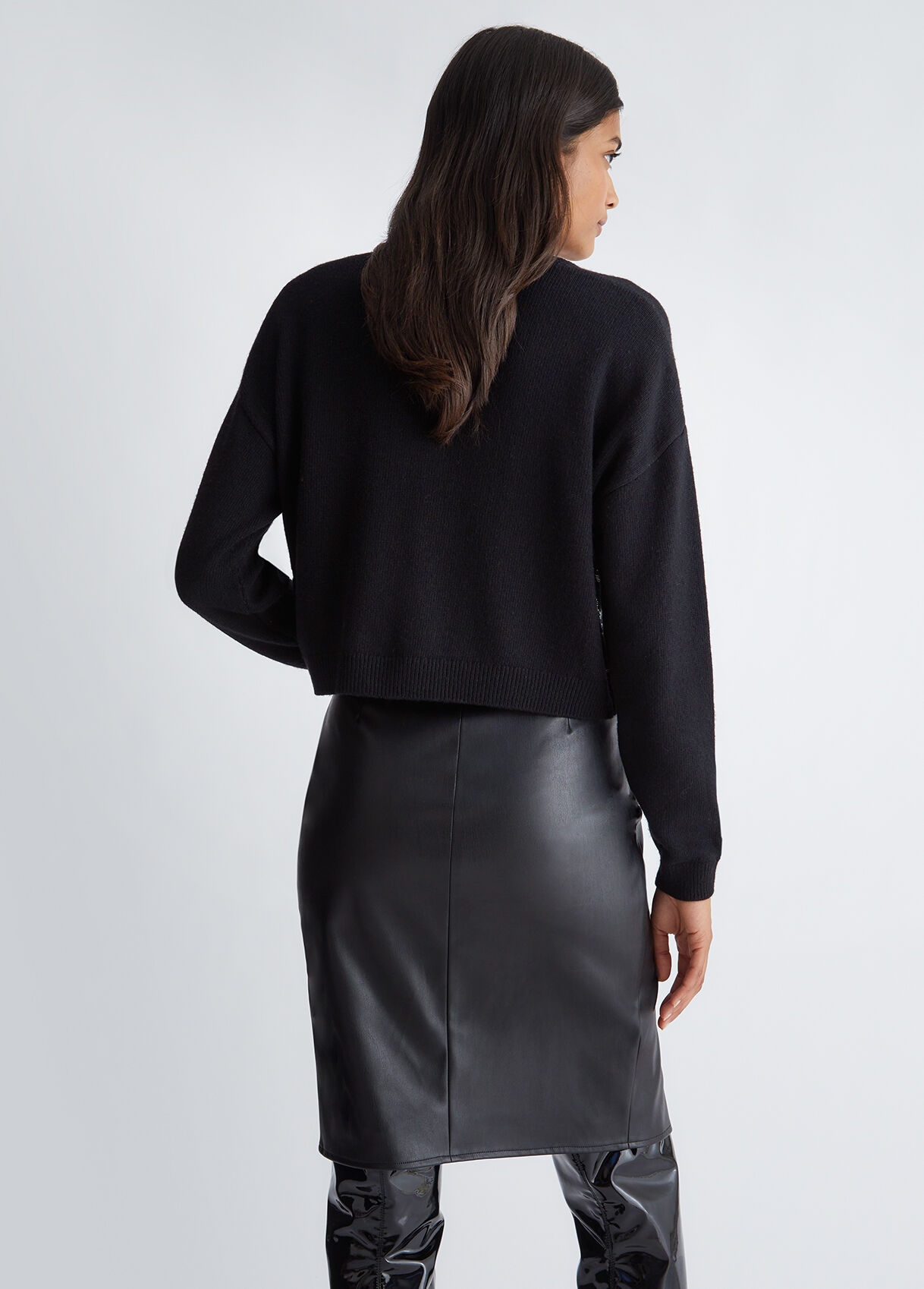 Eco-friendly sweater with sequins