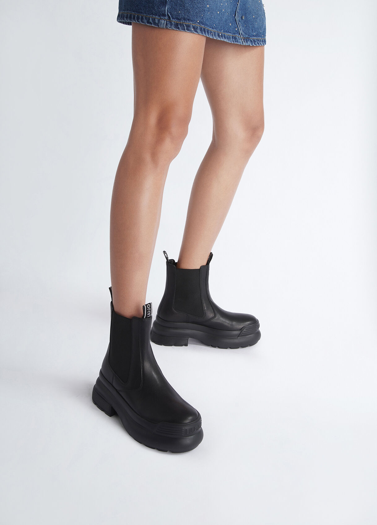 Leather beatles ankle boots