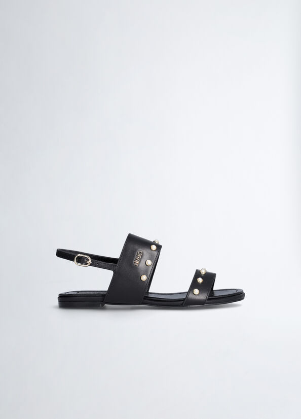 Sandali in pelle con perle