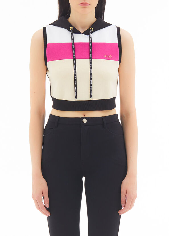 Gilet corto con cappuccio