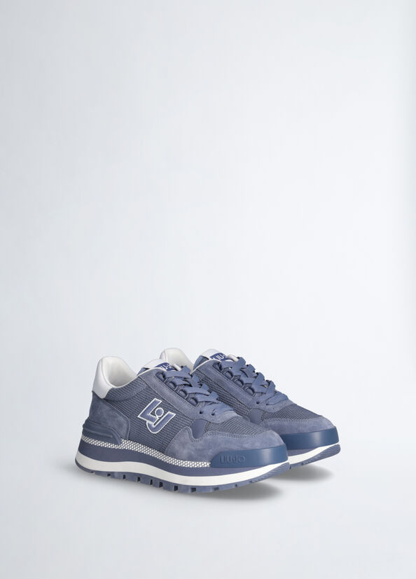 Sneakers in brighty mesh