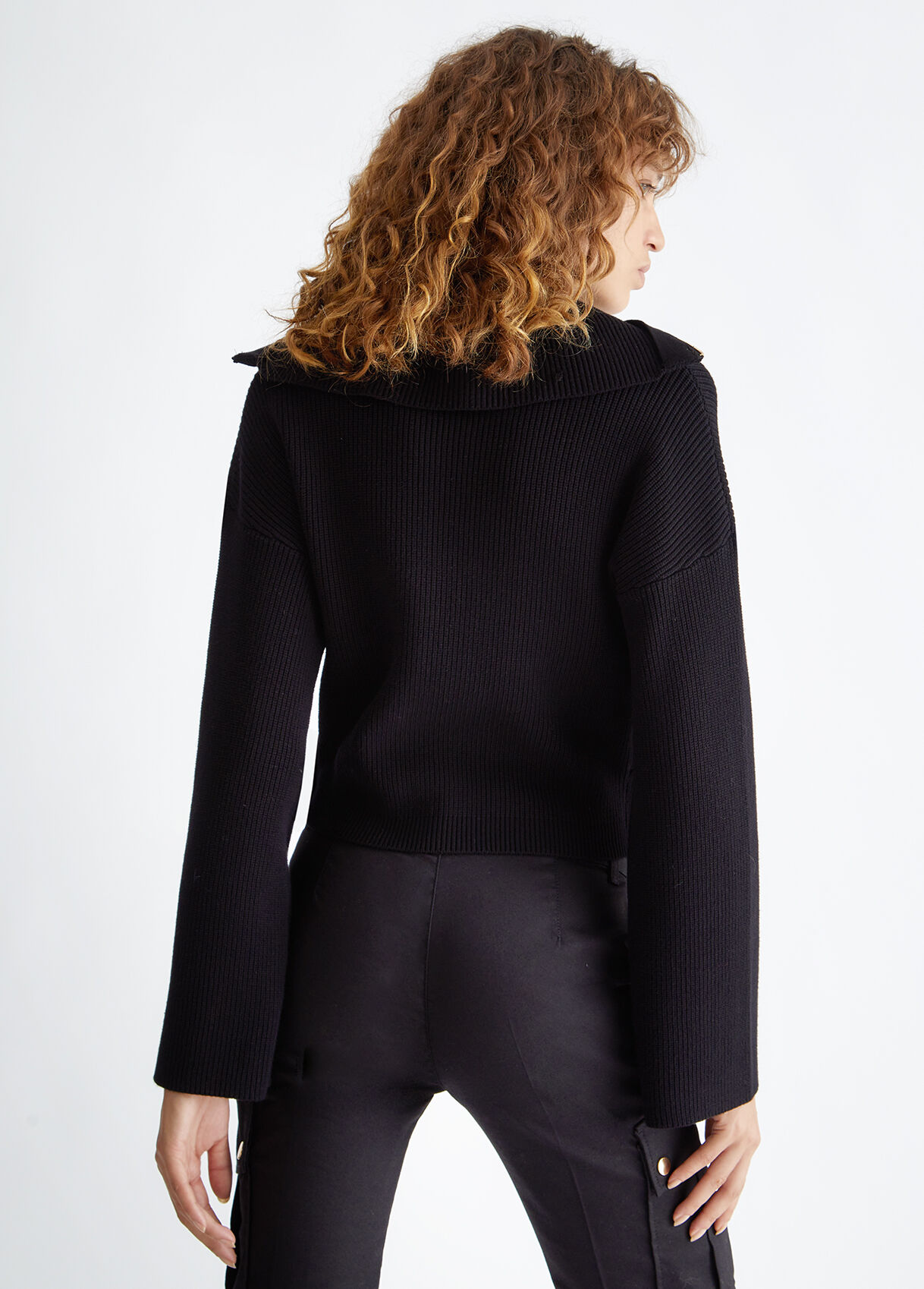 Eco-friendly sweater with zip