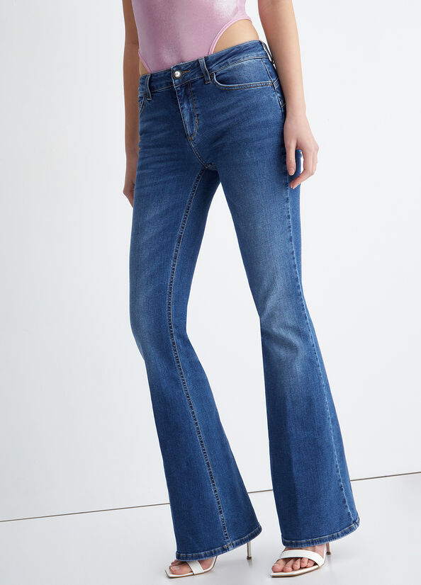 Jeans flare bottom up