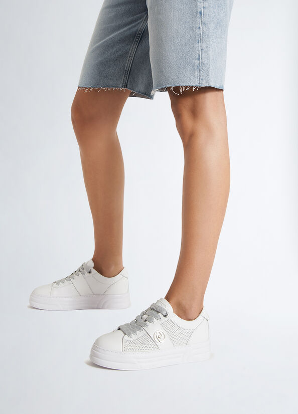 Sneakers platform con borchie