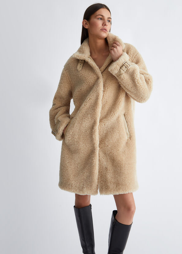 Eco-friendly coat