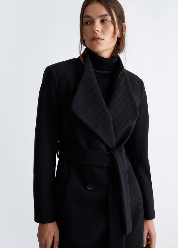 Coat with belt