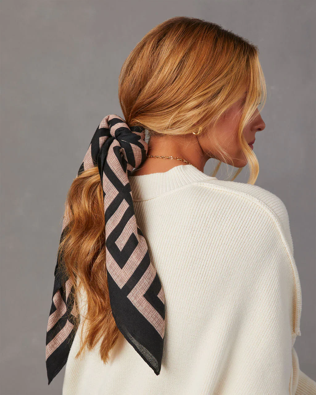 WFMD Old Money Printed Scarf