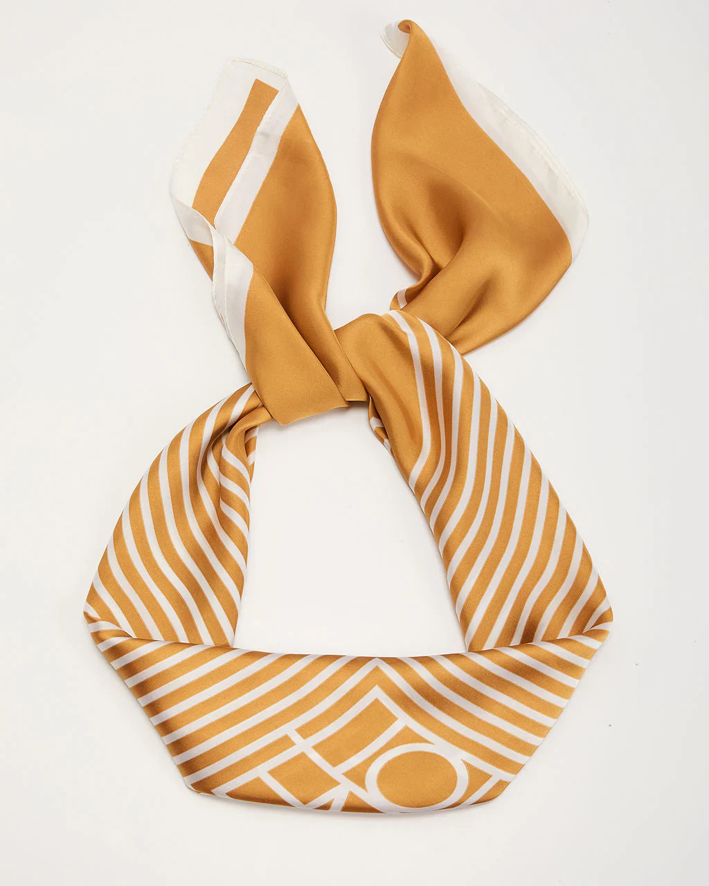 WFMD Somaya Square Scarf