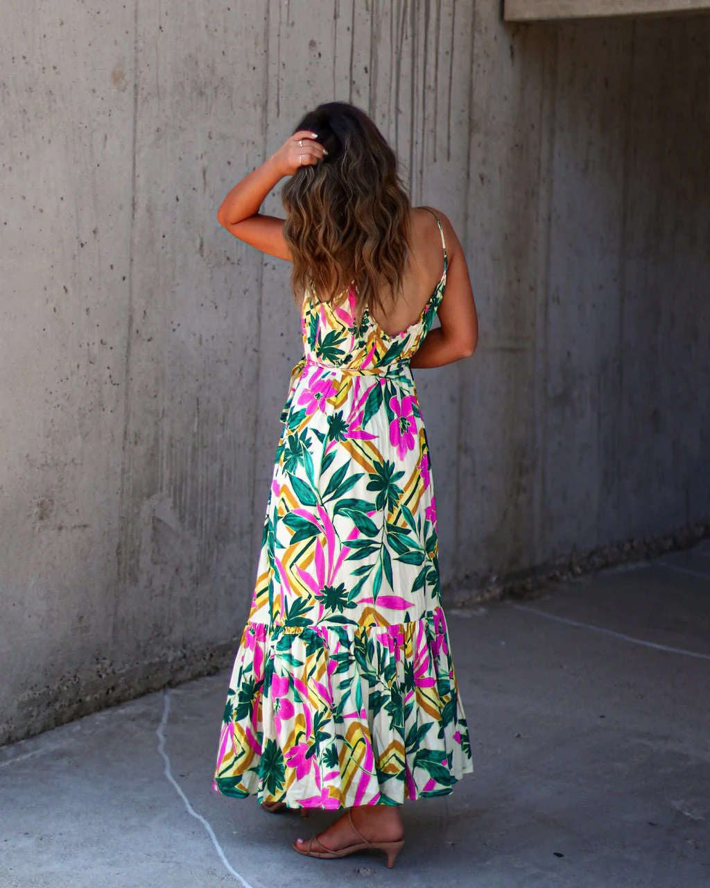WFMD Searching For Paradise Sleeveless Midi Dress