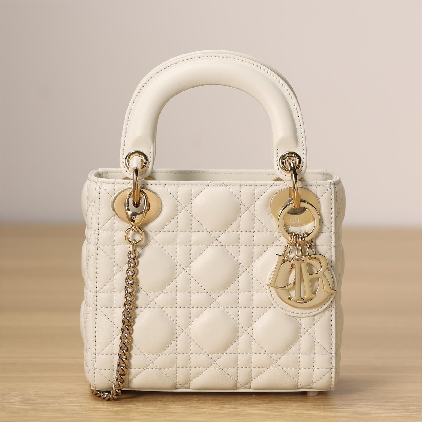 Dior-Lady- sheepskin17cm