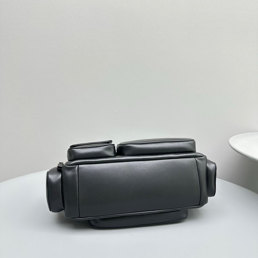 MiuMiu-pokect-34.5cm