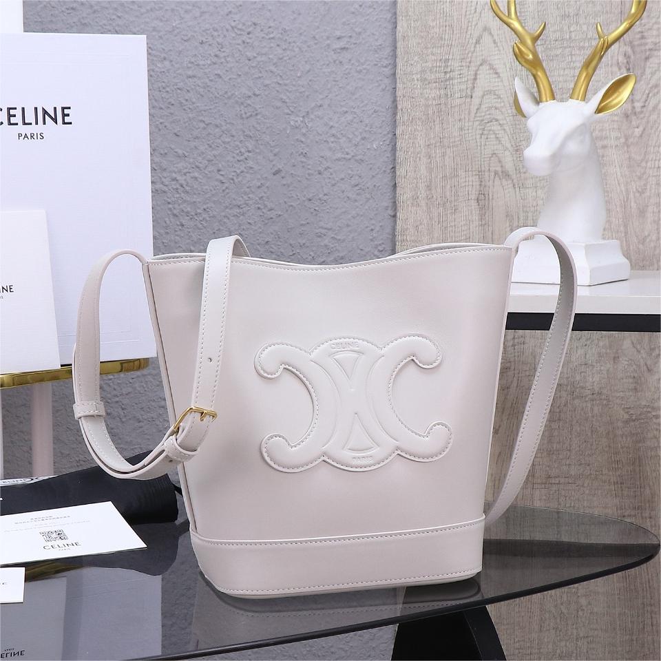 CELINE-TRIOMPHE-30cm